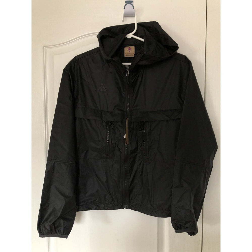 Nike Women's ACG Hooded Jacket Black Medium